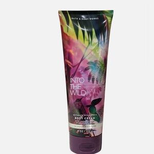 BATH & BODY WORKS INTO THE WILD HYDRATION BODY CREAM